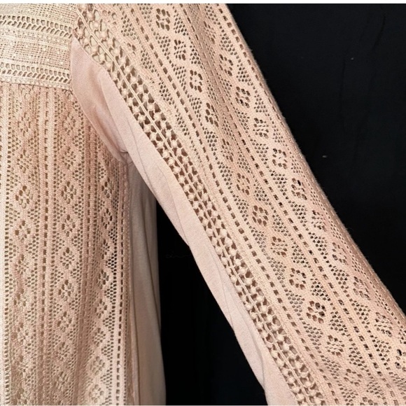Lucky brand geo lace romantic top small - Picture 5 of 6